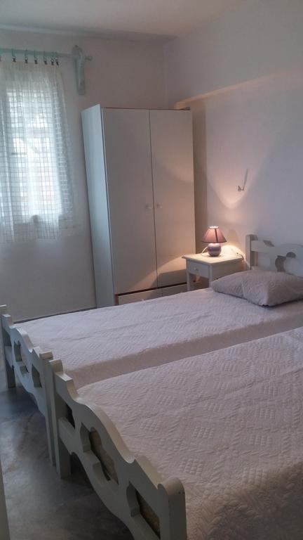 Vrohaki Studios&Rooms Piso Livadi Exterior foto