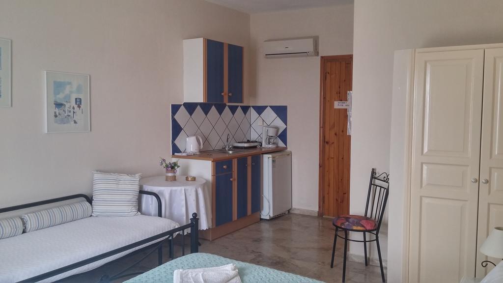 Vrohaki Studios&Rooms Piso Livadi Exterior foto