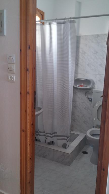 Vrohaki Studios&Rooms Piso Livadi Exterior foto